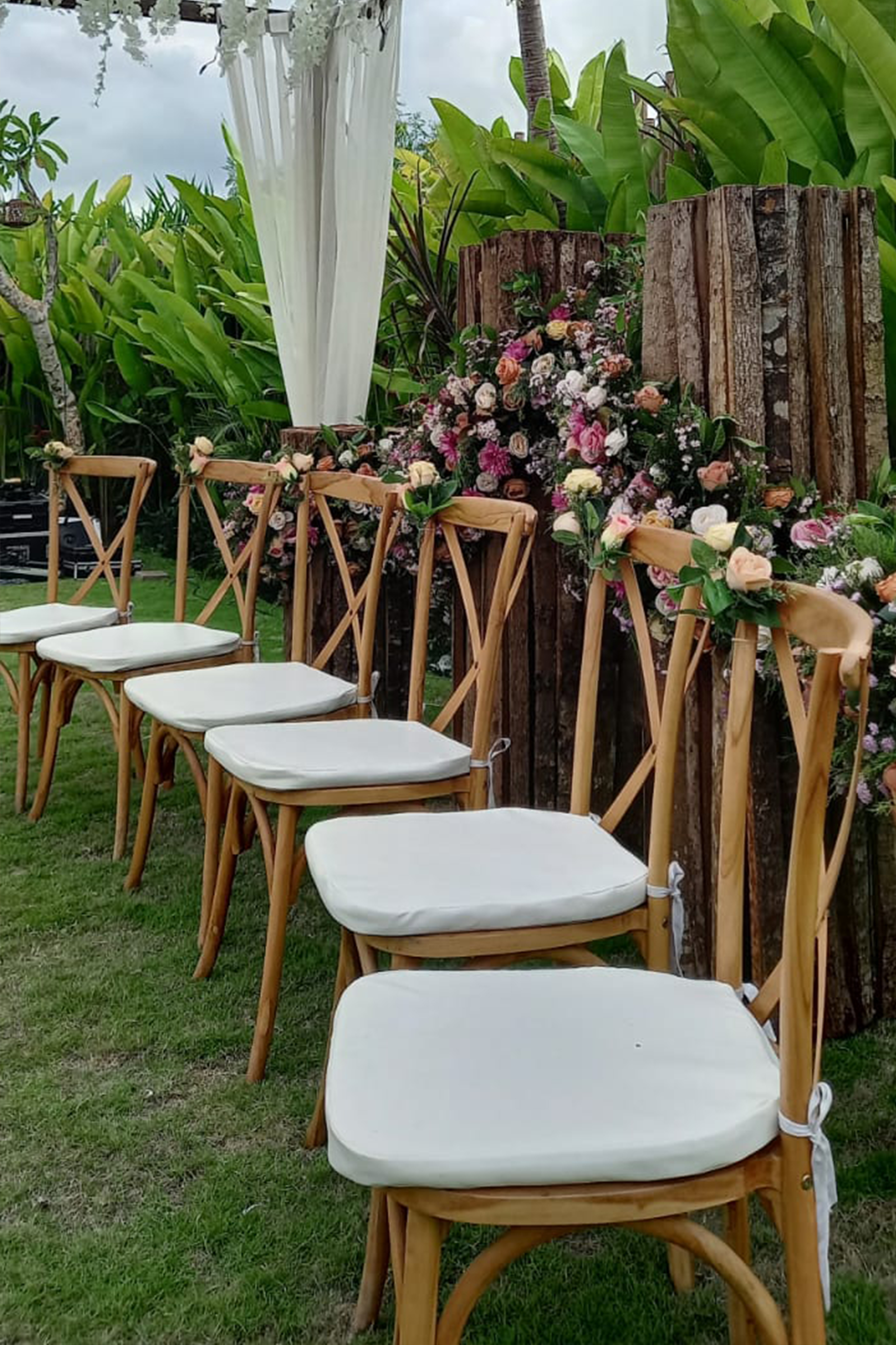 Decor table setting